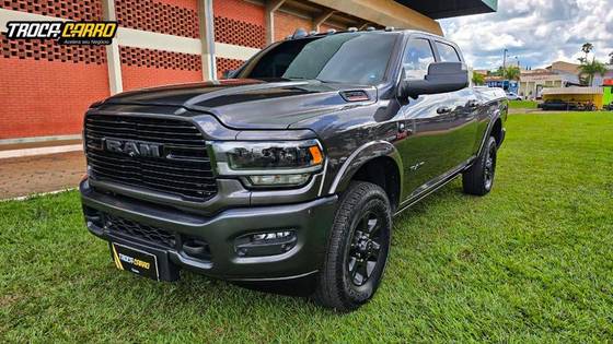 RAM 2500 6.7 I6 TURBO DIESEL NIGHT EDITION CD 4X4  AUTOMÁTICO